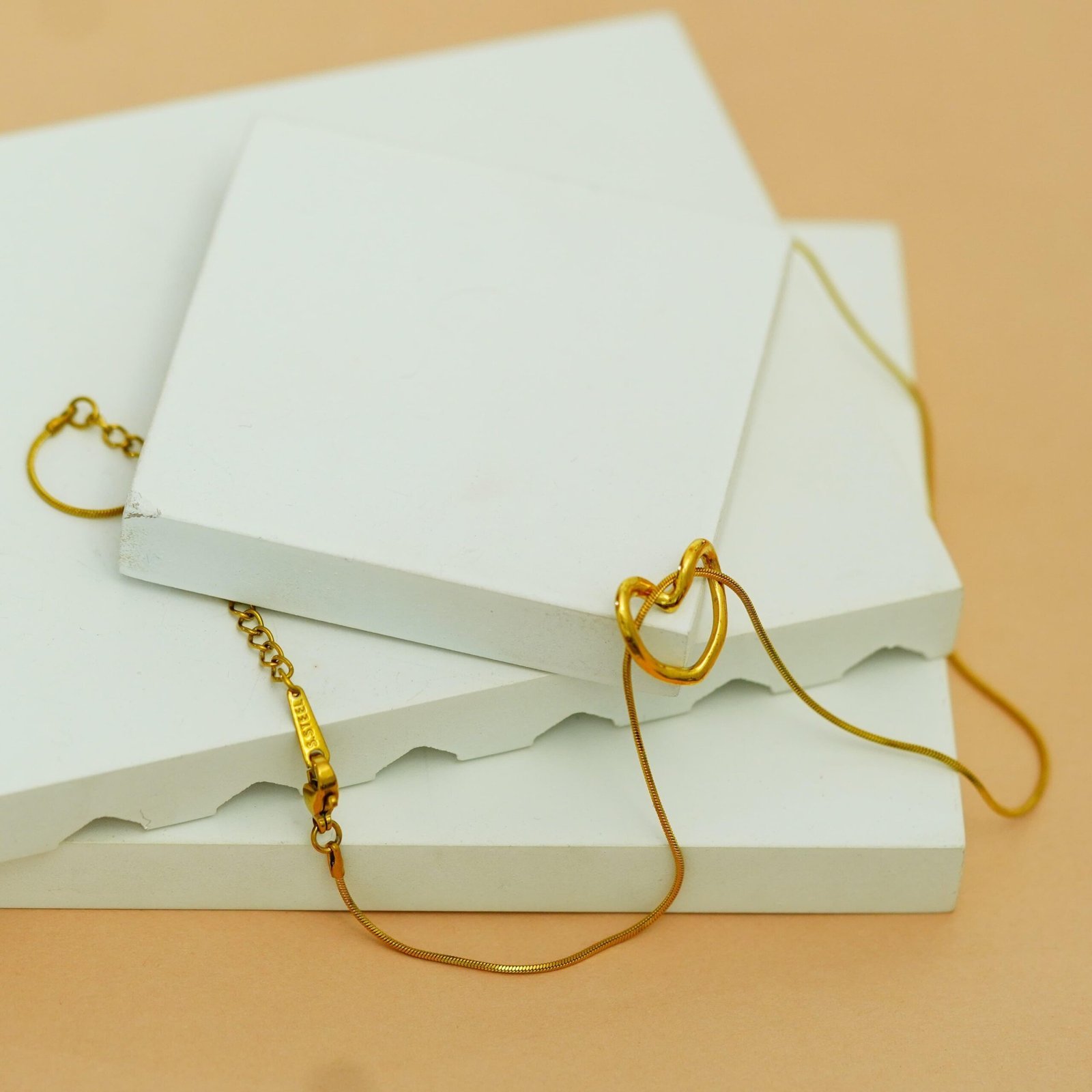 Minimalist golden Heart Pendant Necklace - Image 7